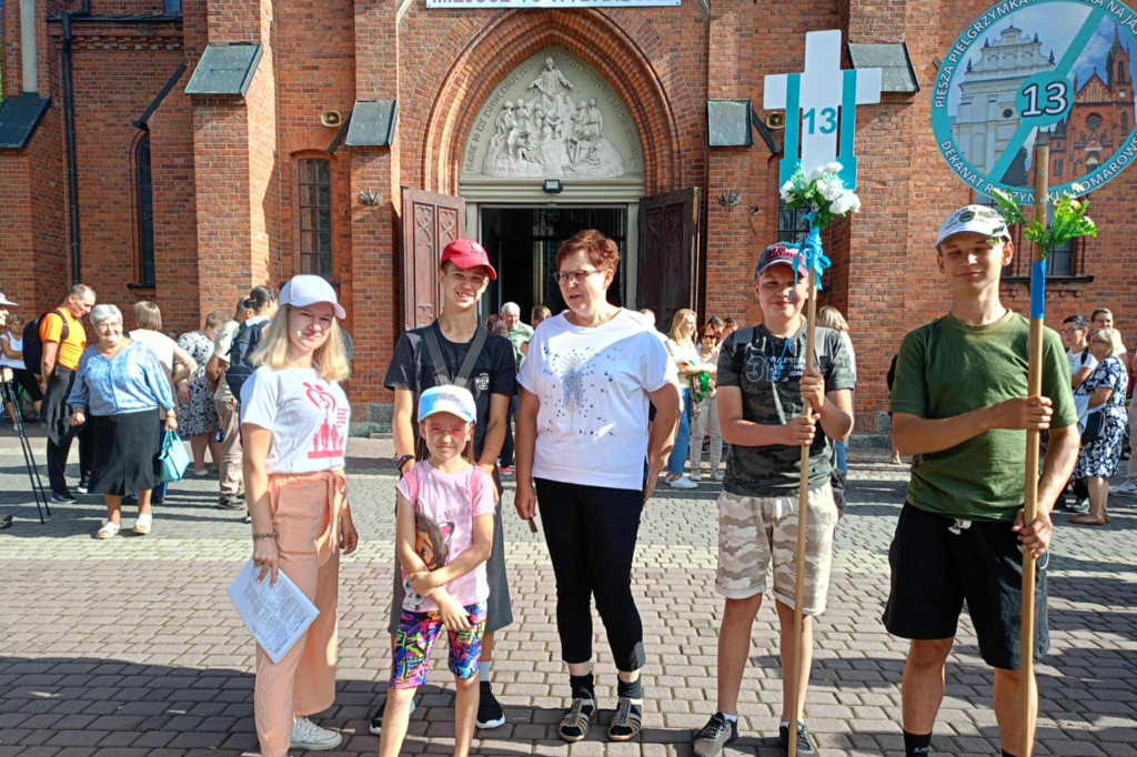 Pielgrzymi wyruszyli z Komarówki