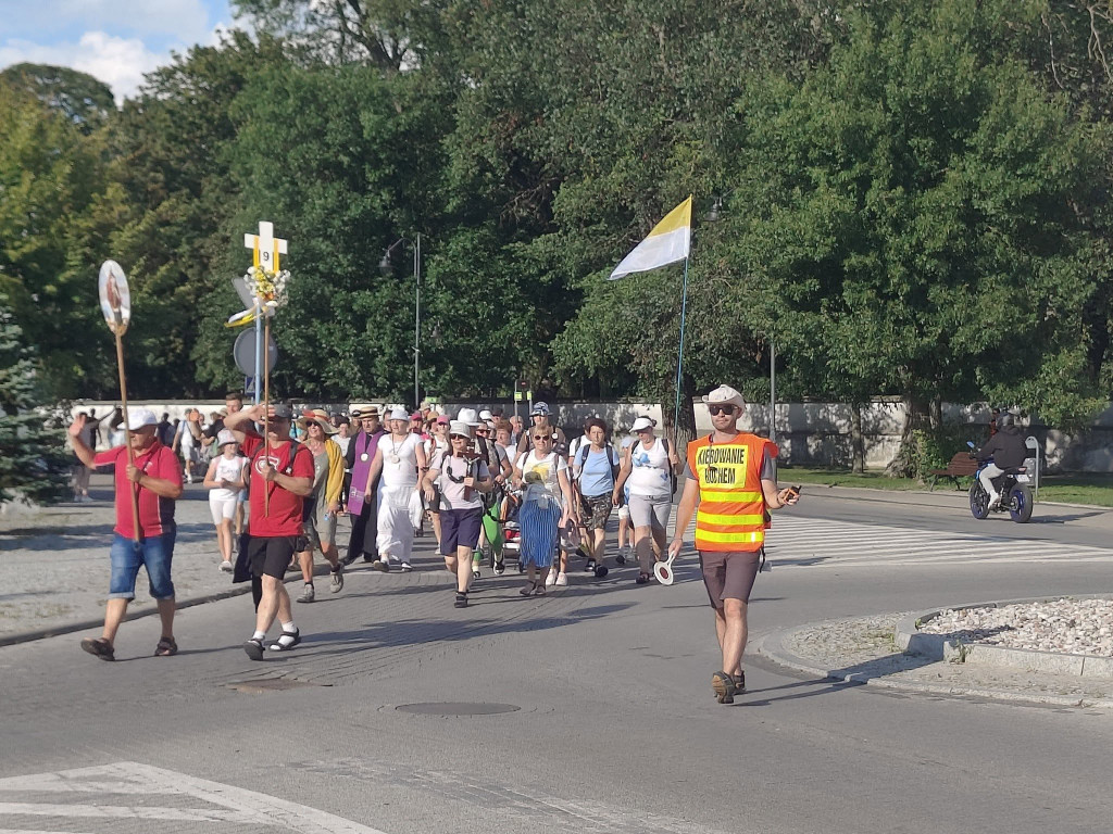 Przybycie pielgrzymów do Radzynia