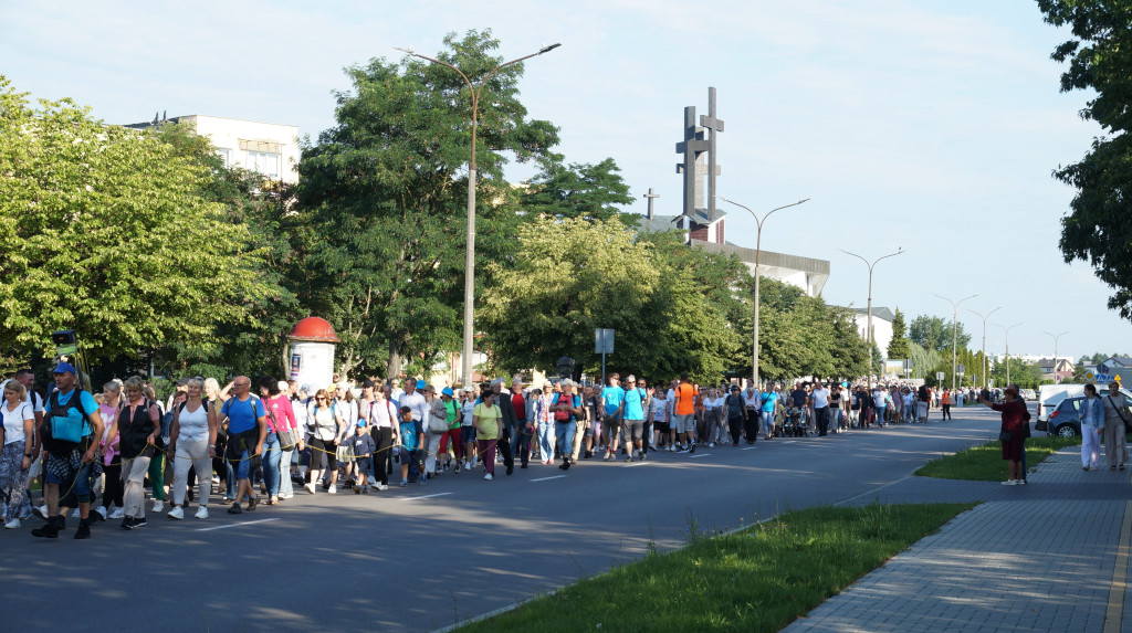 Wyjście pielgrzymów z Radzynia