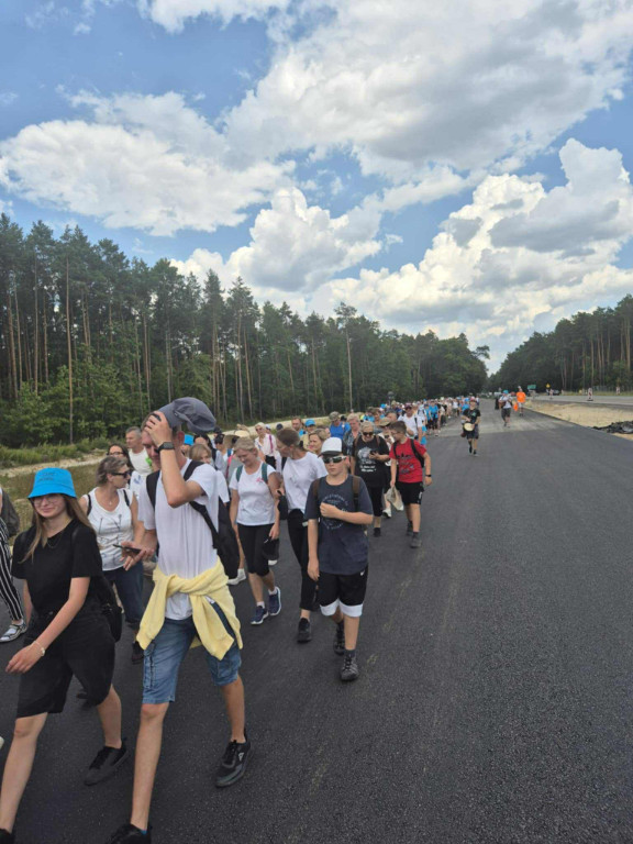 Piesza pielgrzymka na Jasną Górę - dzień pierwszy