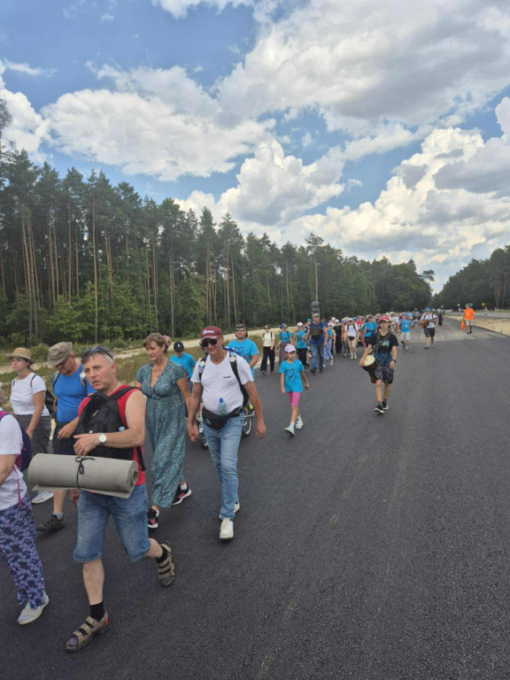 Piesza pielgrzymka na Jasną Górę - dzień pierwszy