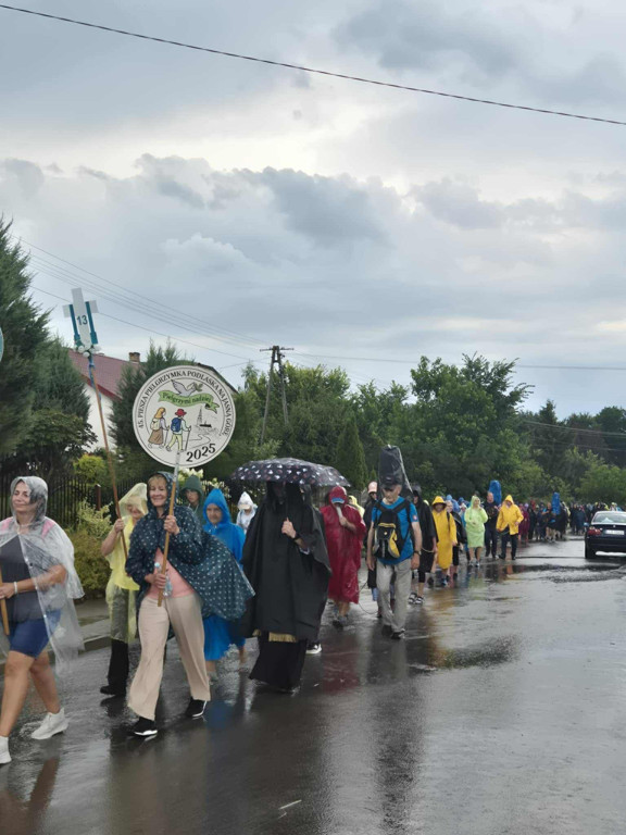 Piesza pielgrzymka na Jasną Górę - dzień pierwszy