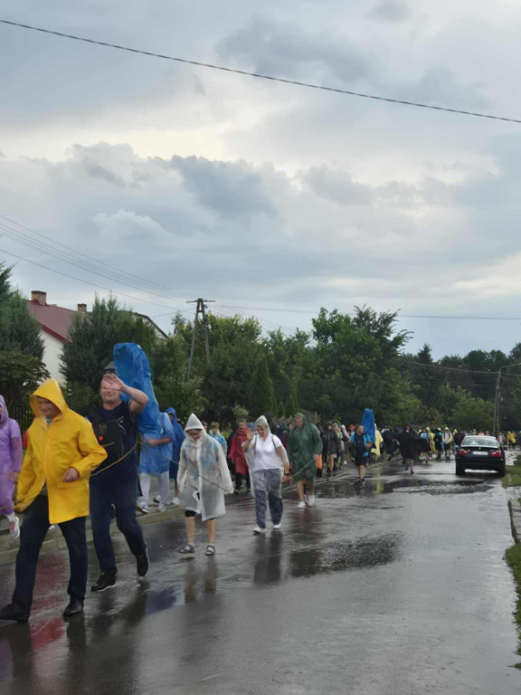 Piesza pielgrzymka na Jasną Górę - dzień pierwszy