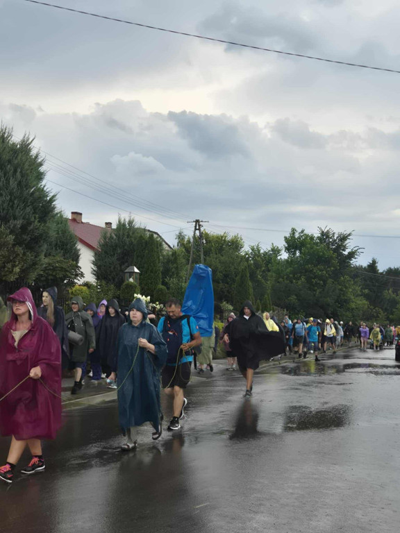 Piesza pielgrzymka na Jasną Górę - dzień pierwszy