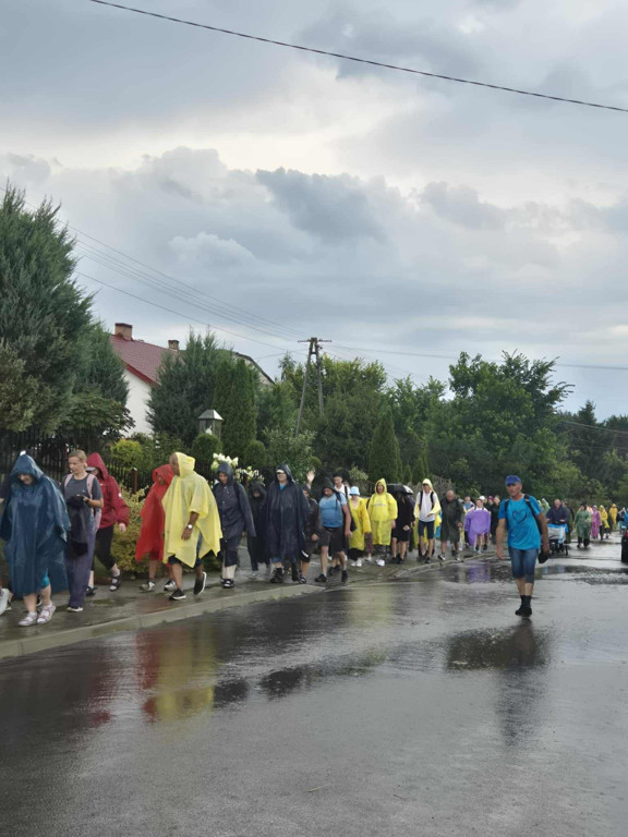Piesza pielgrzymka na Jasną Górę - dzień pierwszy