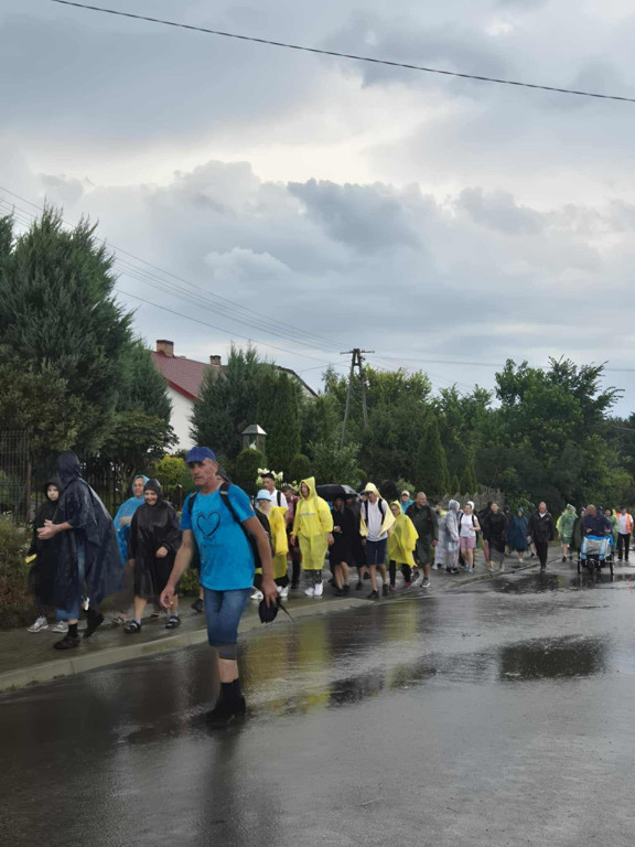 Piesza pielgrzymka na Jasną Górę - dzień pierwszy