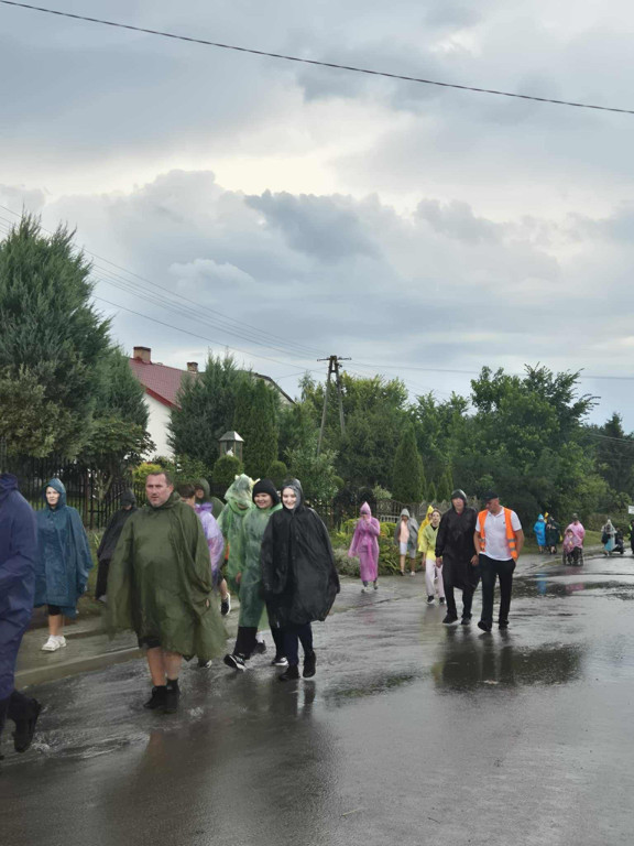 Piesza pielgrzymka na Jasną Górę - dzień pierwszy