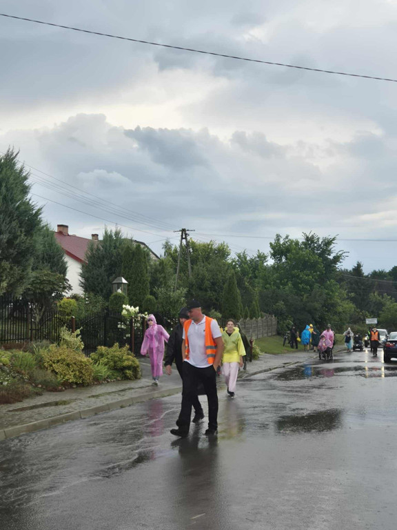 Piesza pielgrzymka na Jasną Górę - dzień pierwszy