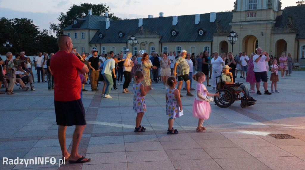 Potańcówka z zespołem Luz Band