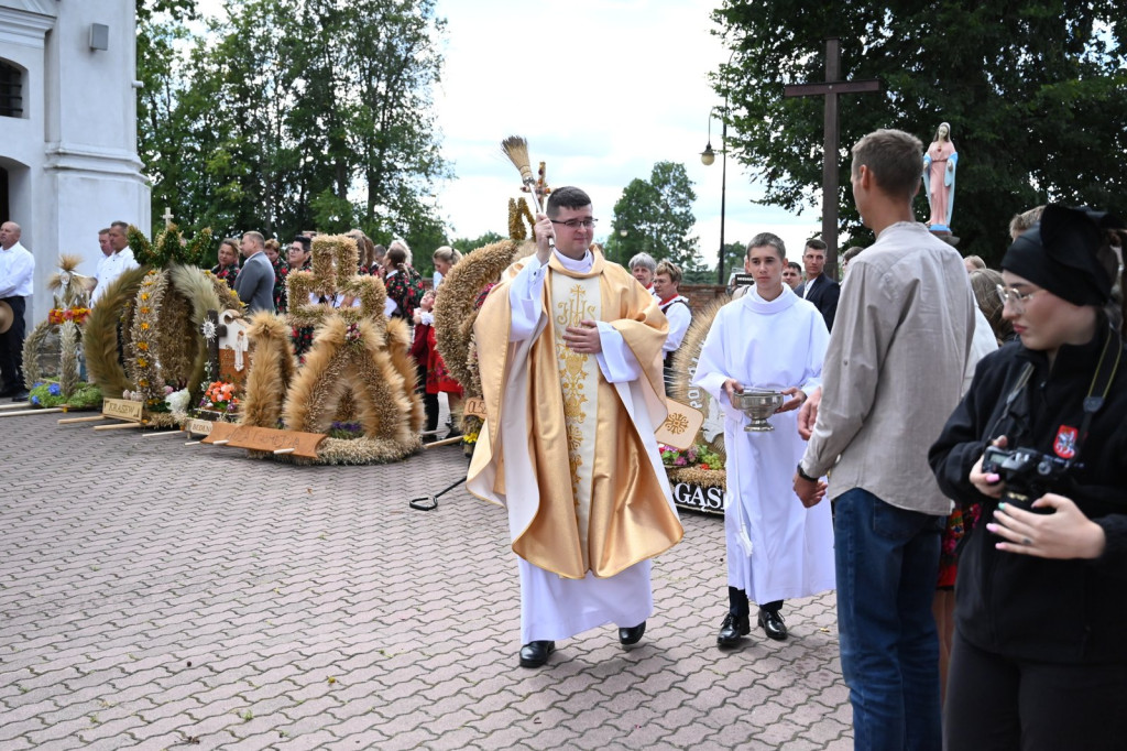 Dożynki gminno-parafialne w Ulanie-Majoracie