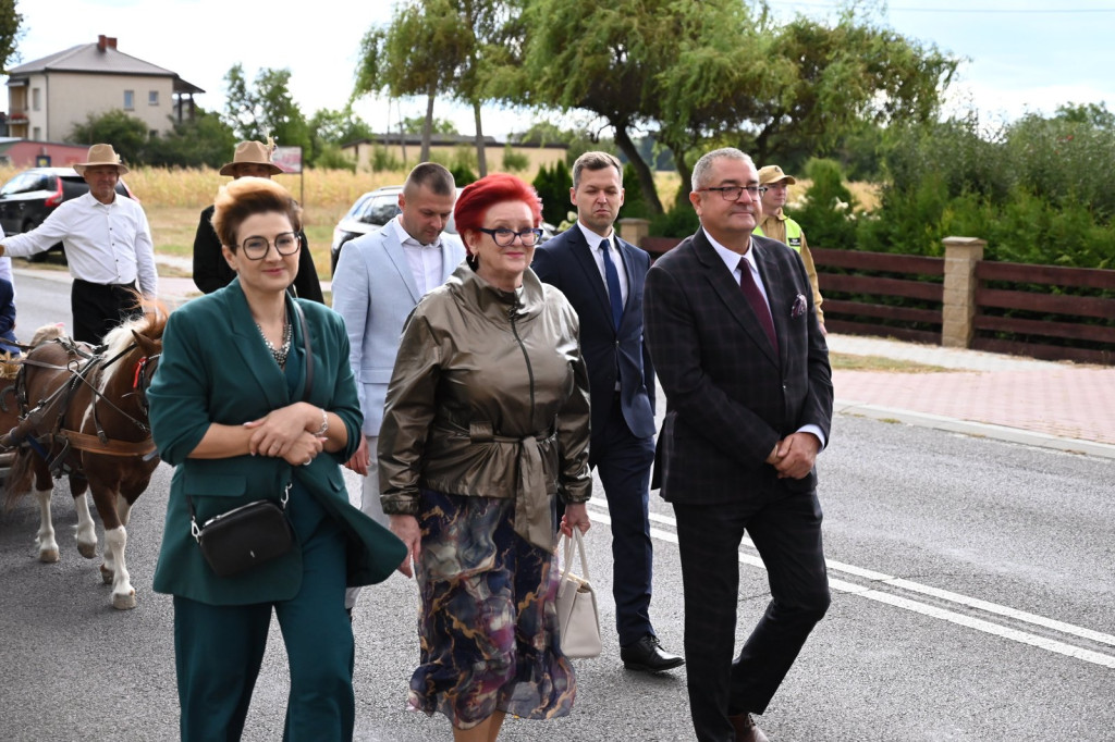 Dożynki gminno-parafialne w Ulanie-Majoracie