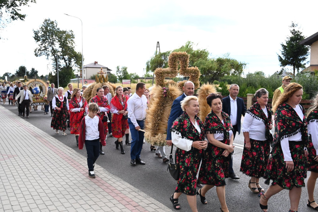 Dożynki gminno-parafialne w Ulanie-Majoracie