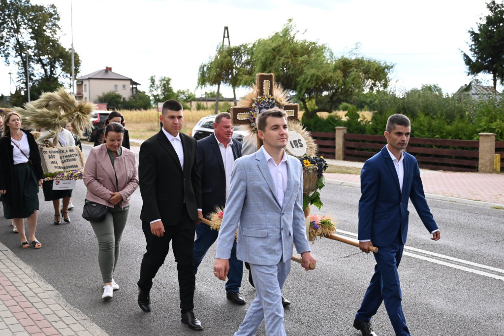 Dożynki gminno-parafialne w Ulanie-Majoracie
