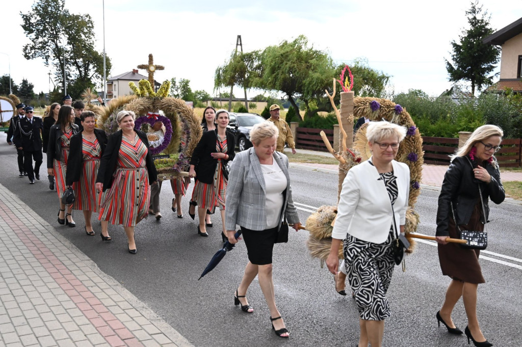 Dożynki gminno-parafialne w Ulanie-Majoracie