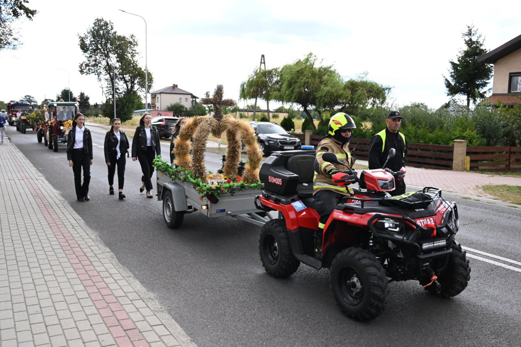 Dożynki gminno-parafialne w Ulanie-Majoracie