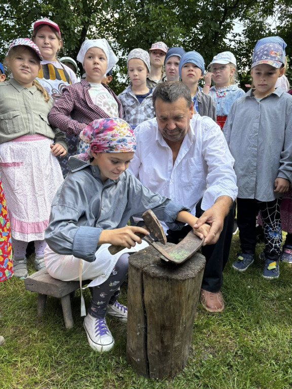 Zajęcia dla dzieci >>Wkoło komina<< GOK-u w Ulanie