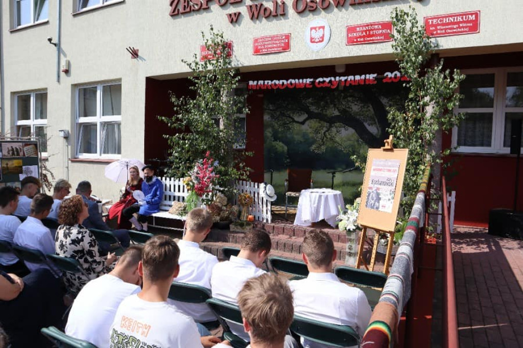 Narodowe Czytanie 2025 w ZSR w Woli Osowińskiej