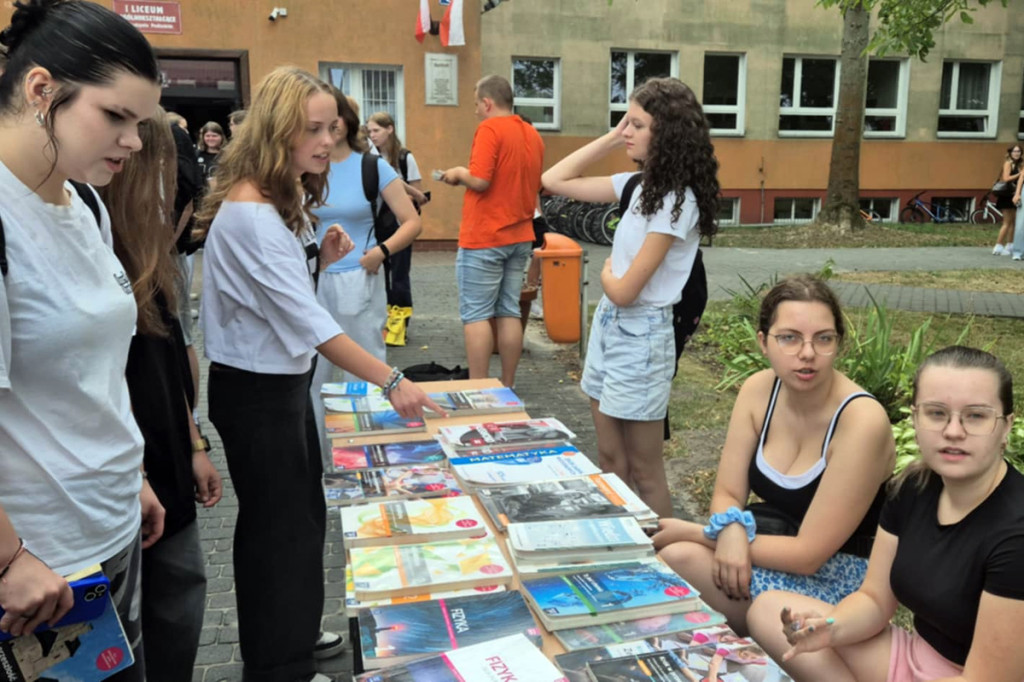 Kiermasz książek w I LO