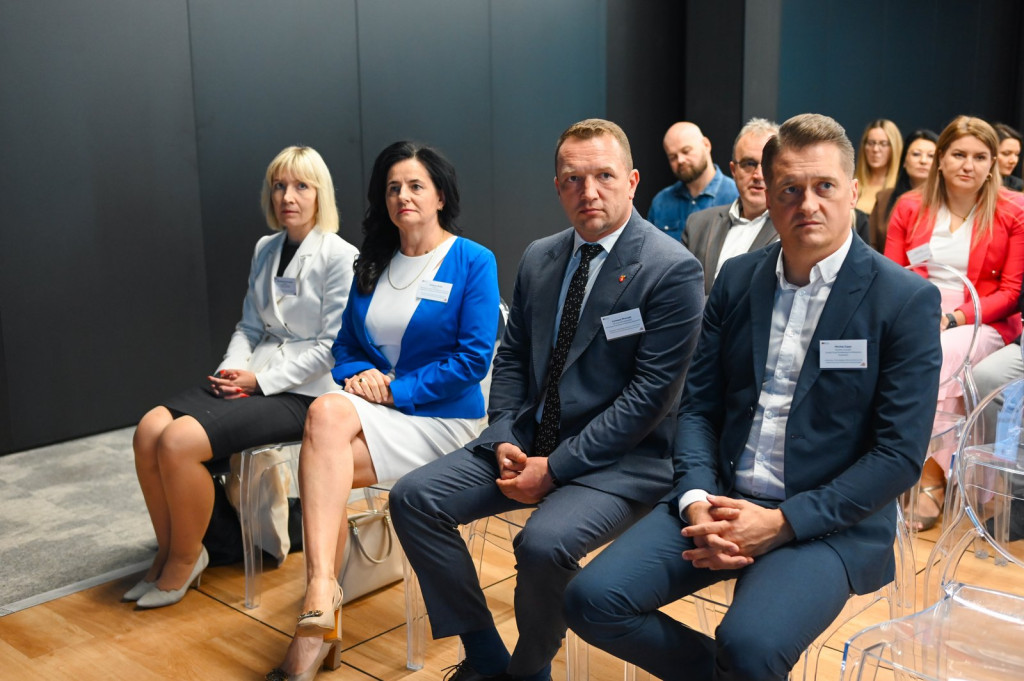 Konferencja nt. edukacji w branży elektrycznej