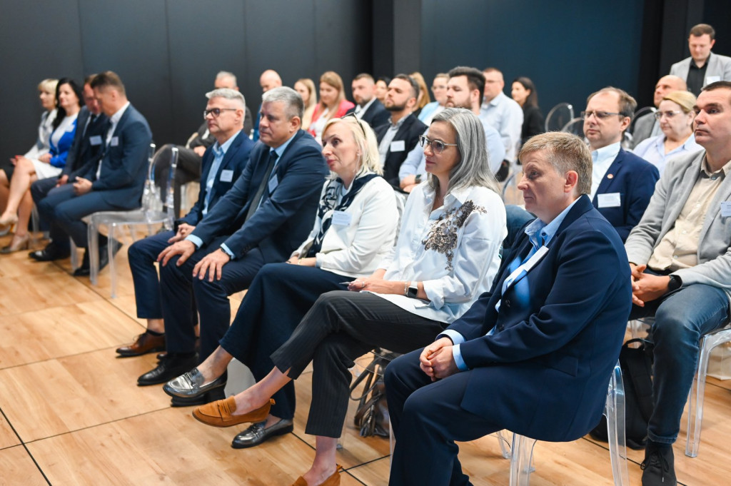 Konferencja nt. edukacji w branży elektrycznej