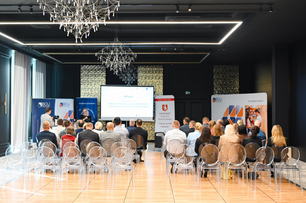 Konferencja nt. edukacji w branży elektrycznej