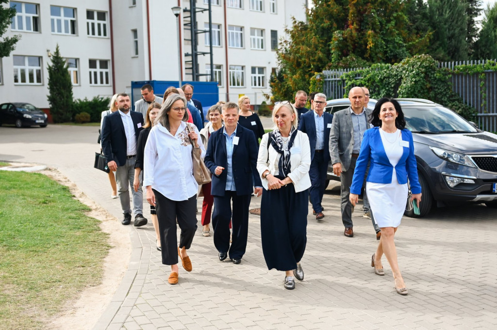 Konferencja nt. edukacji w branży elektrycznej