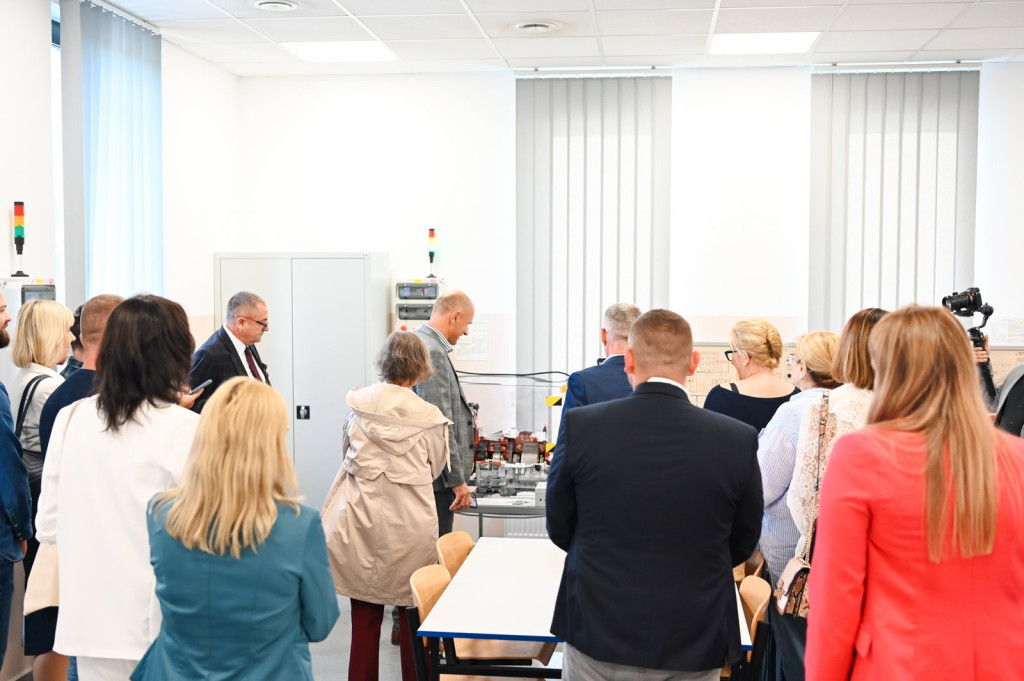 Konferencja nt. edukacji w branży elektrycznej