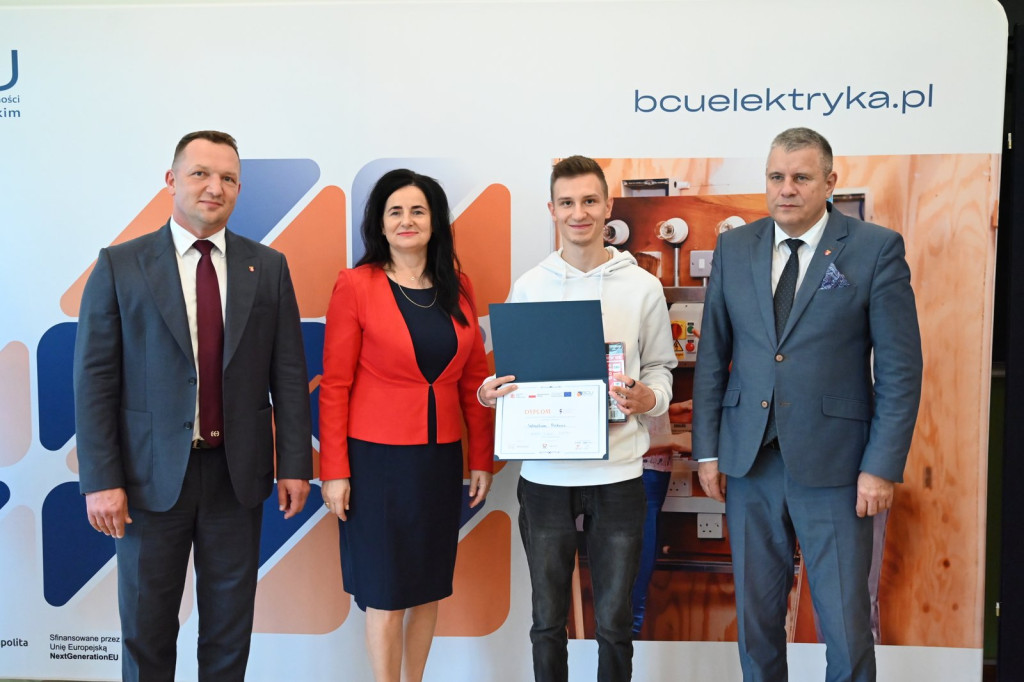 Ogólnopolski Turniej w Zawodzie Elektryk