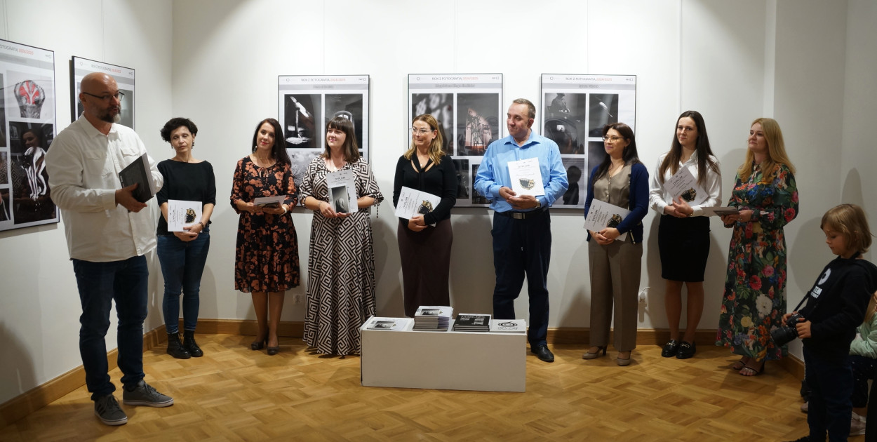 Wystawa zdjęć >>ROK z fotografią<<