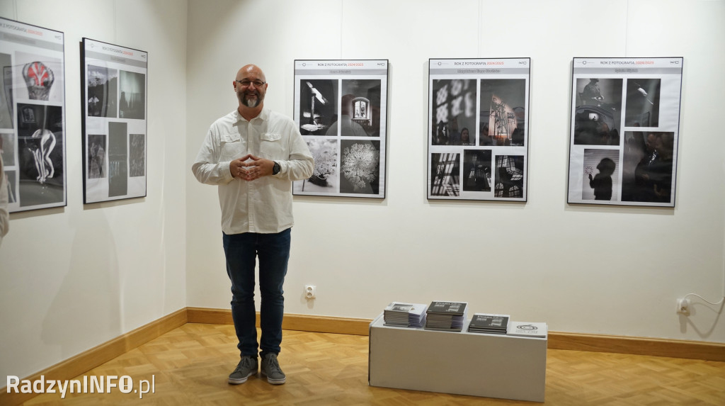 Wystawa zdjęć >>ROK z fotografią<<