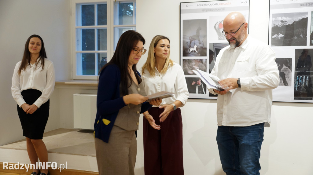 Wystawa zdjęć >>ROK z fotografią<<