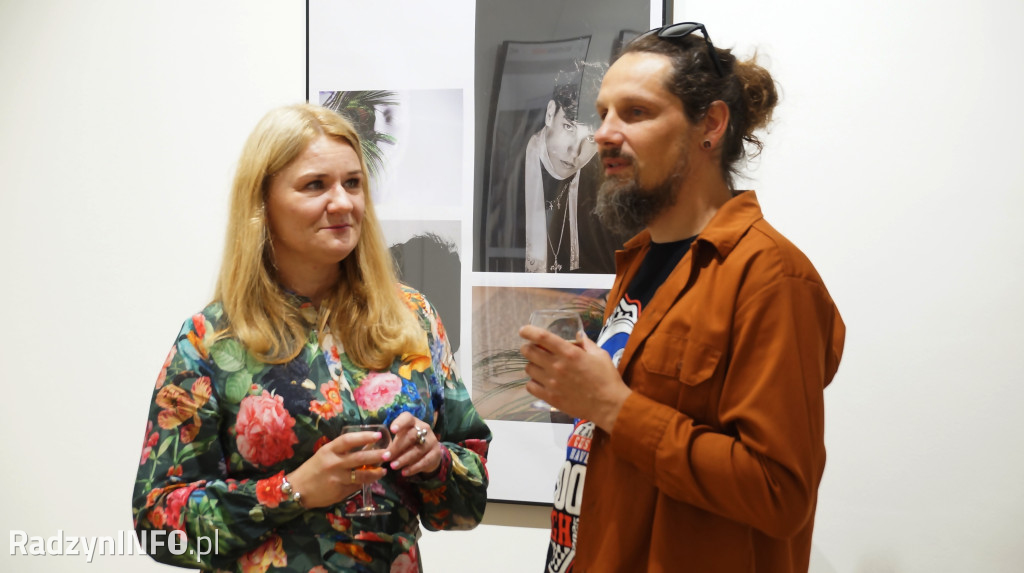 Wystawa zdjęć >>ROK z fotografią<<