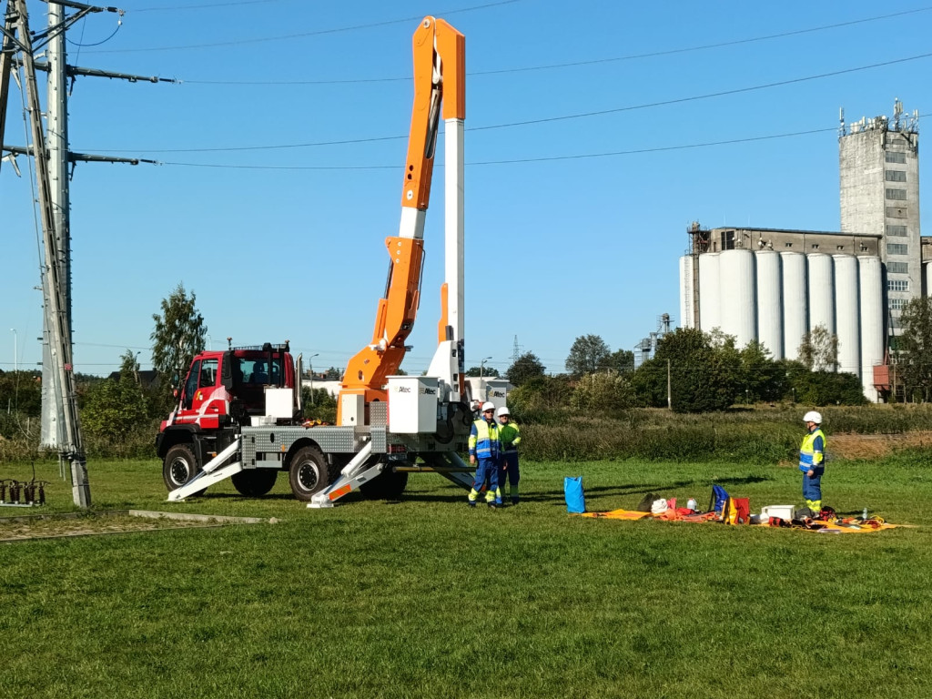 Wyjazd uczniów ZSP do elektrowni