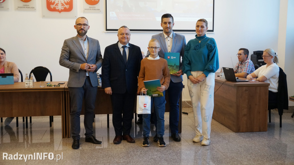 Wyróżnienia dla uczniów na sesji Rady Miasta