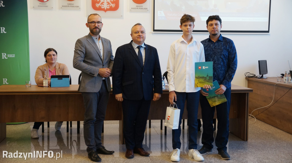 Wyróżnienia dla sportowców i trenerów na sesji RM