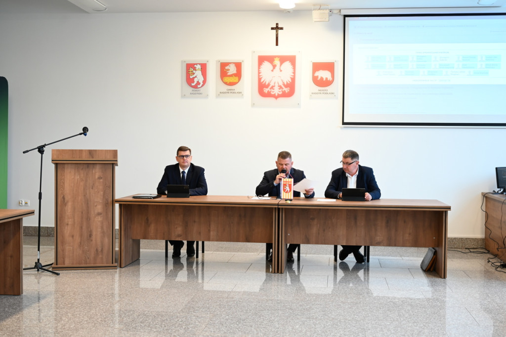 Przyznanie stypendiów uczniom z powiatu