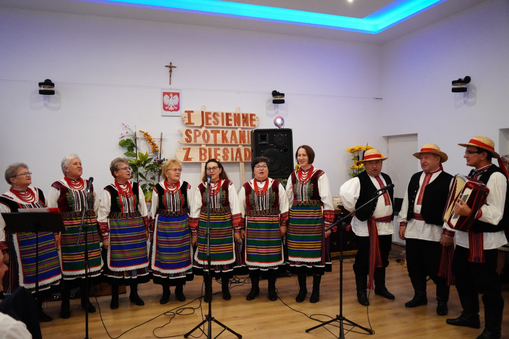 I Jesienne Spotkanie z Biesiadą w Derewicznej