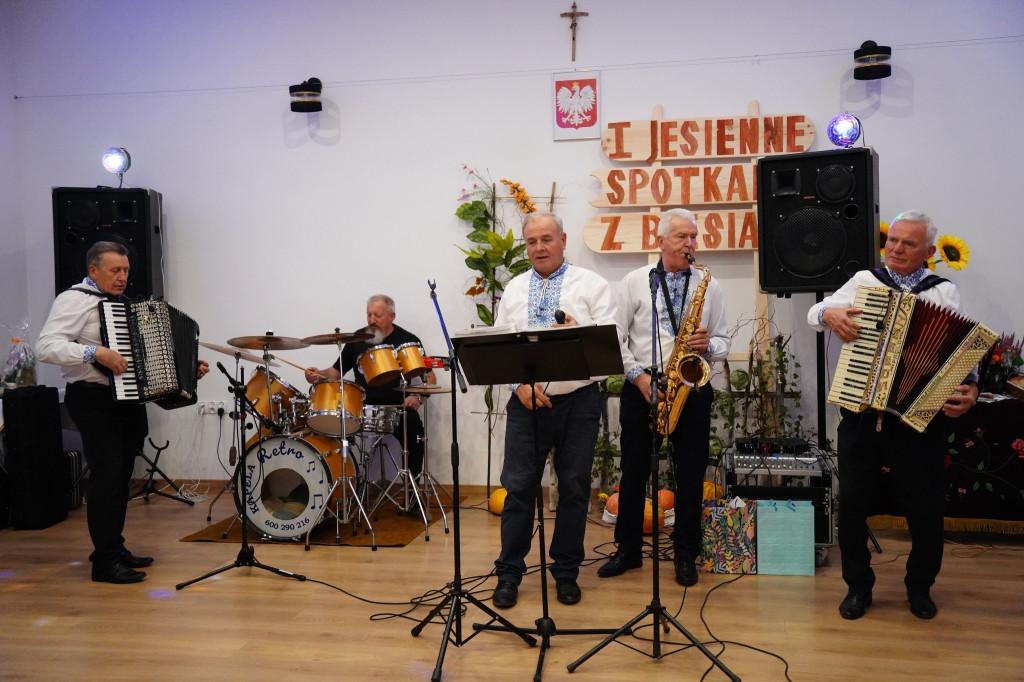 I Jesienne Spotkanie z Biesiadą w Derewicznej