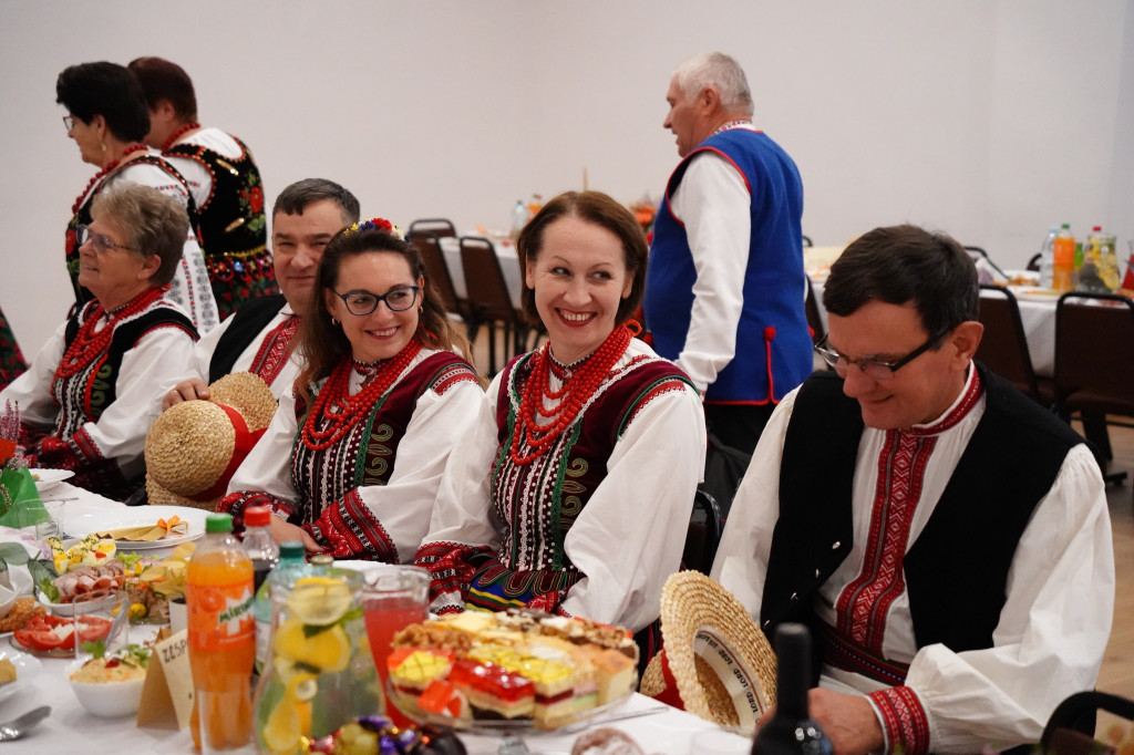 I Jesienne Spotkanie z Biesiadą w Derewicznej