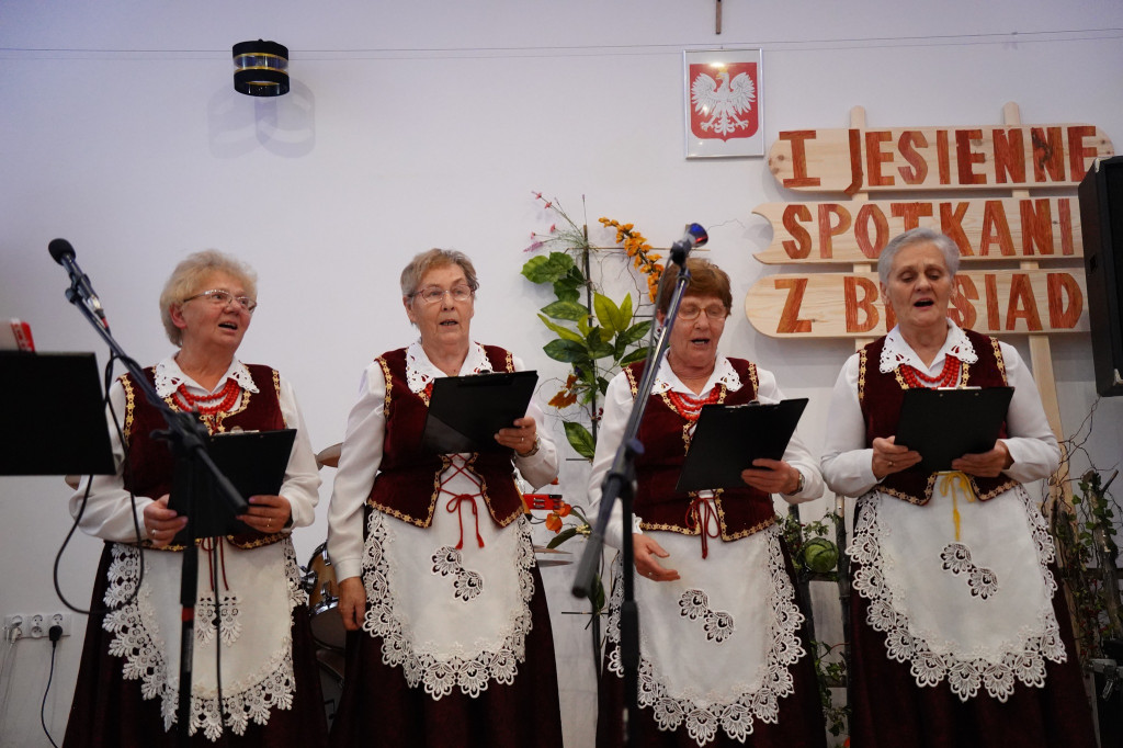I Jesienne Spotkanie z Biesiadą w Derewicznej