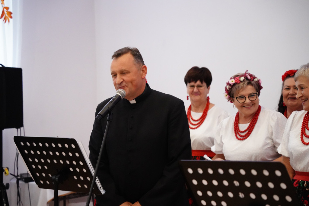 I Jesienne Spotkanie z Biesiadą w Derewicznej