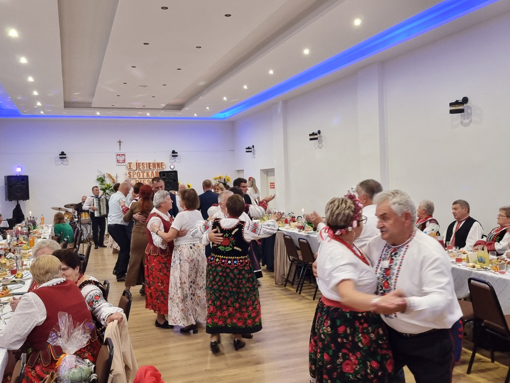 I Jesienne Spotkanie z Biesiadą w Derewicznej