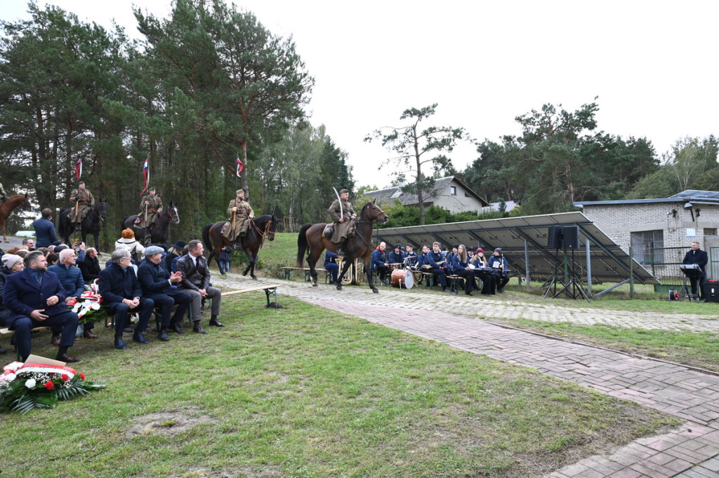 Uroczystość patriotyczna w Bełczącu