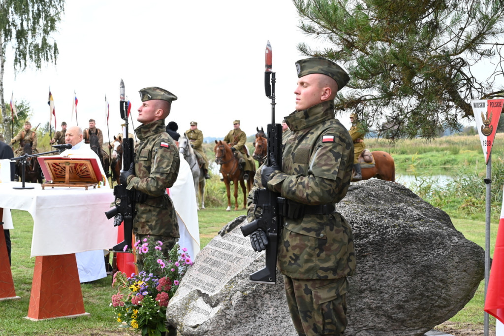 Uroczystość patriotyczna w Bełczącu