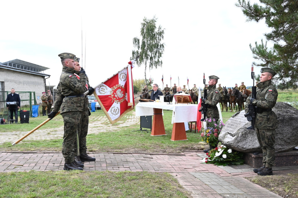 Uroczystość patriotyczna w Bełczącu
