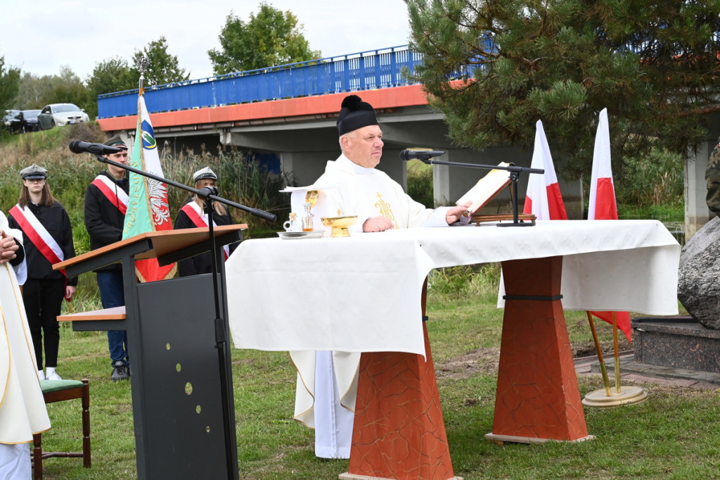 Uroczystość patriotyczna w Bełczącu