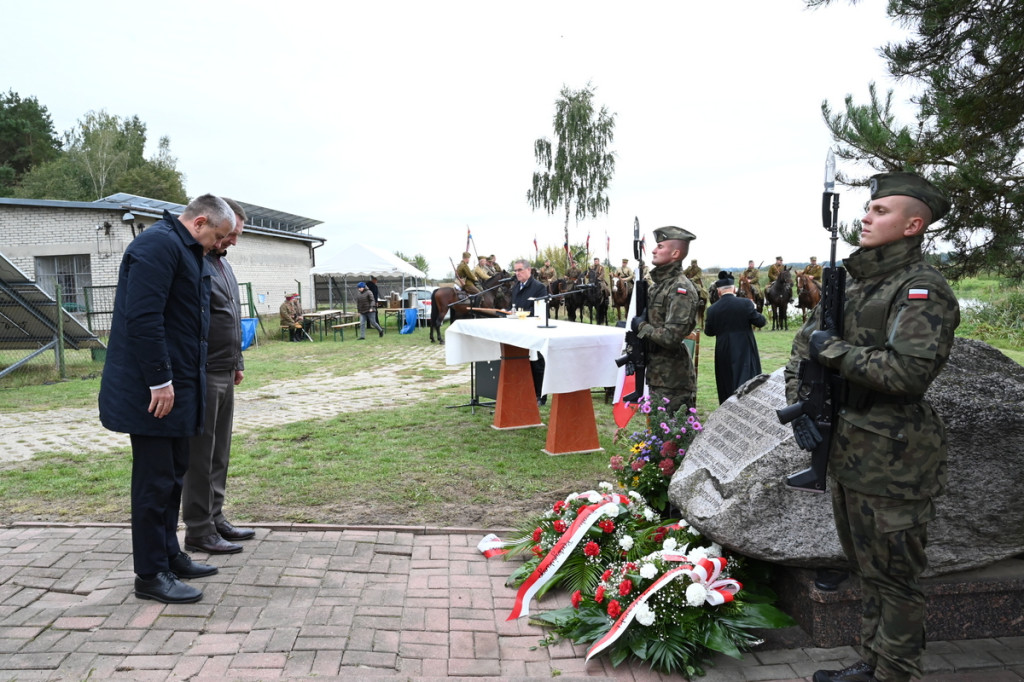 Uroczystość patriotyczna w Bełczącu