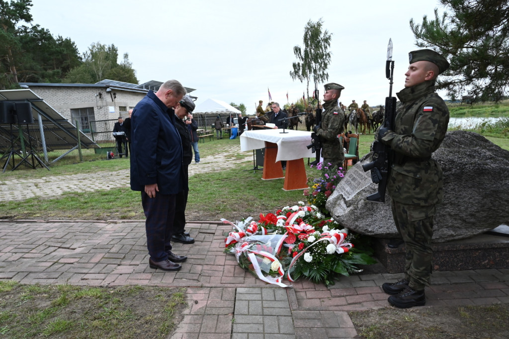 Uroczystość patriotyczna w Bełczącu