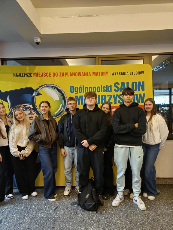 Uczniowie I LO na pokazach chemicznych na UMCS-ie