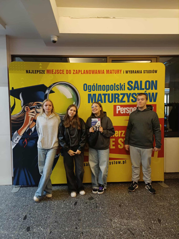 Uczniowie I LO na pokazach chemicznych na UMCS-ie